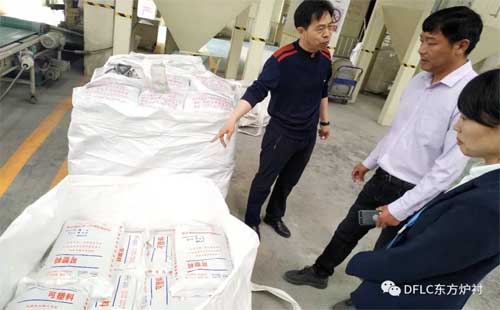 工廠實(shí)地考察，這款鋼纖維耐火澆注料受到了武漢公司的喜愛！