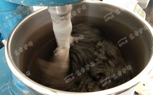 耐火澆注料中“粘土”的四個重要特性！
